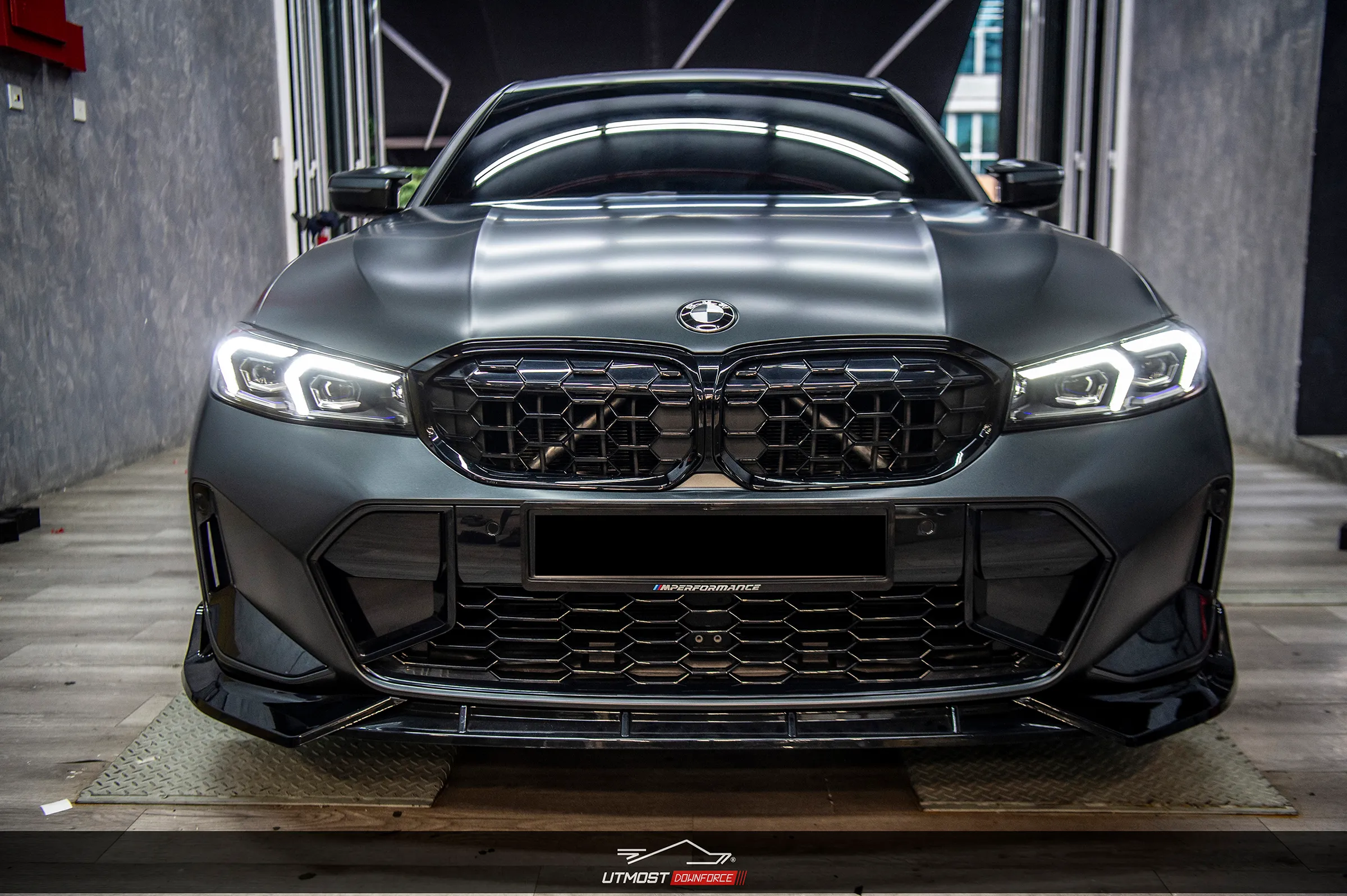 A car wrapped in Metallic Satin Rock Grey, Satin Metallic film by Avery Dennison