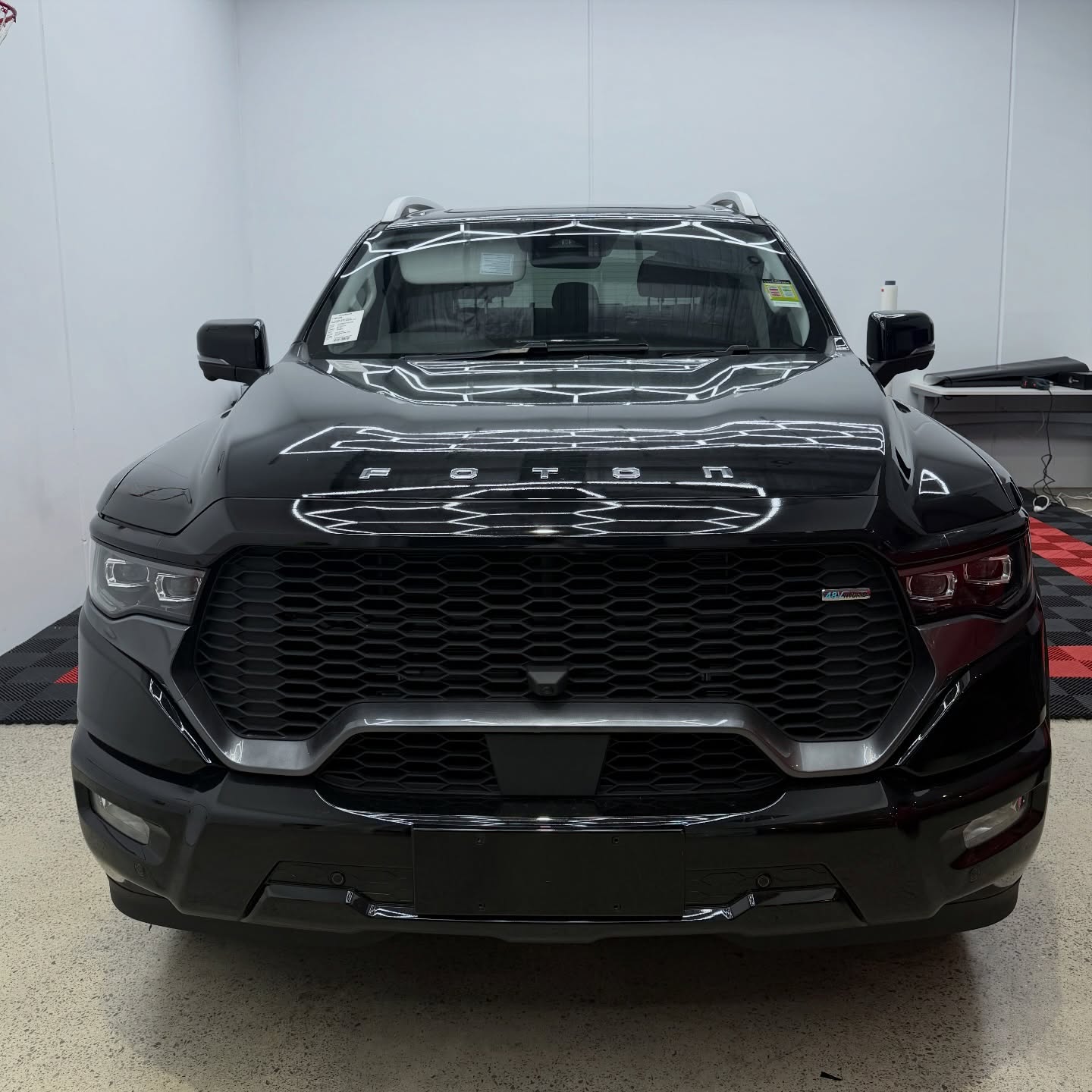 2026 Foton Tunland V9-S wrapped in Gloss Obsidian Black, shot 3