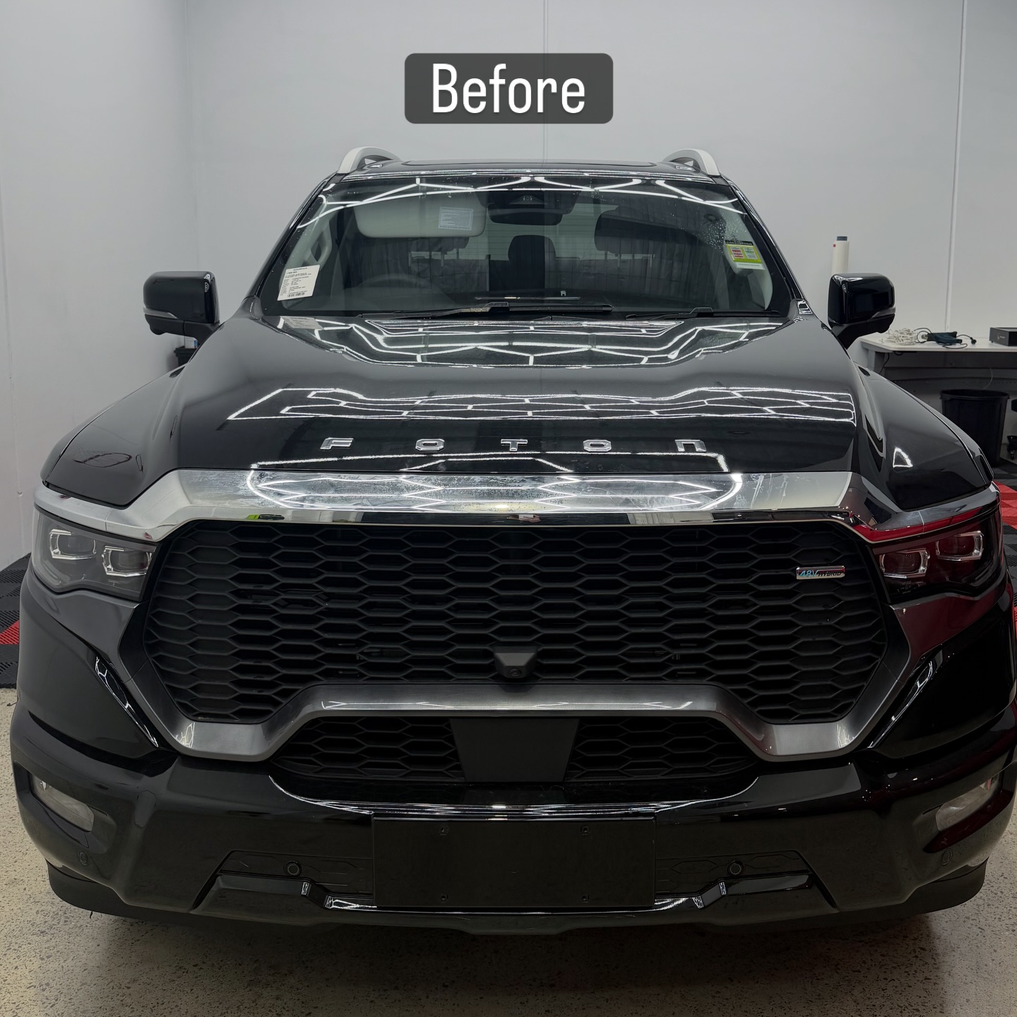 2026 Foton Tunland V9-S wrapped in Gloss Obsidian Black, shot 5