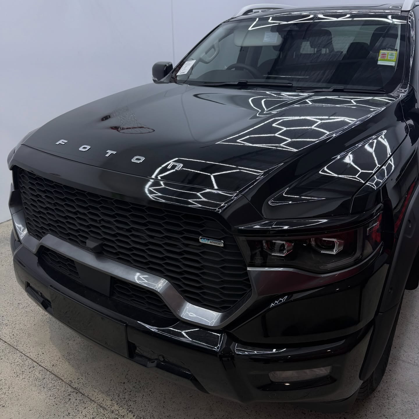 2026 Foton Tunland V9-S wrapped in Gloss Obsidian Black, shot 2