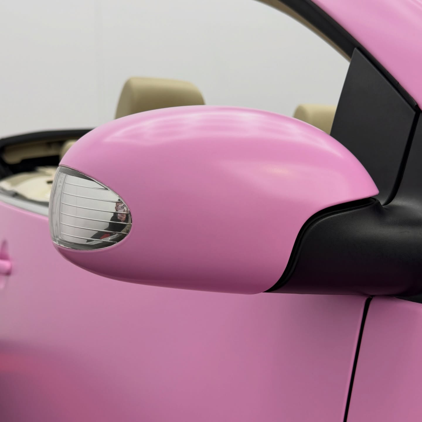 2008 VW Beetle Convertible wrapped in Avery Dennison Satin Bubblegum Pink, shot 6