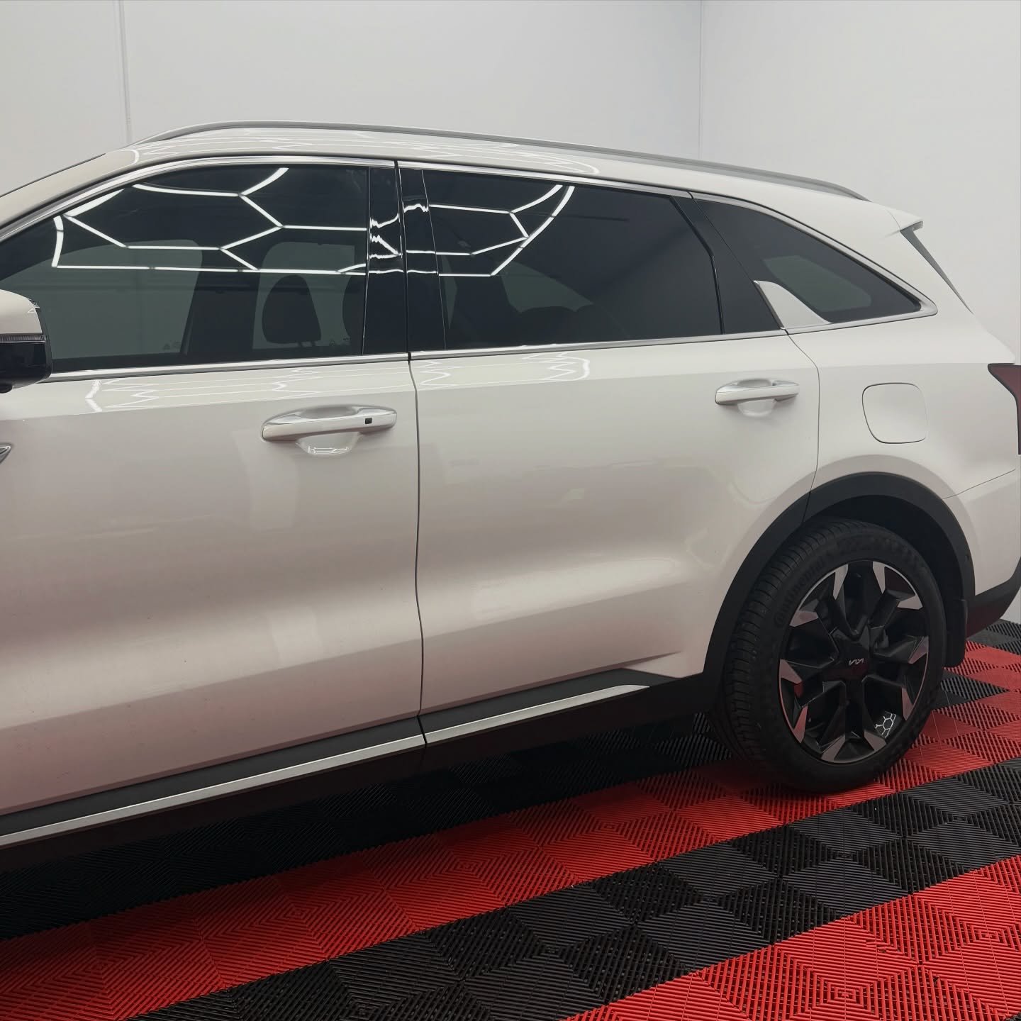 2026 Kia Sorento wrapped in Gloss Obsidian Black, shot 11
