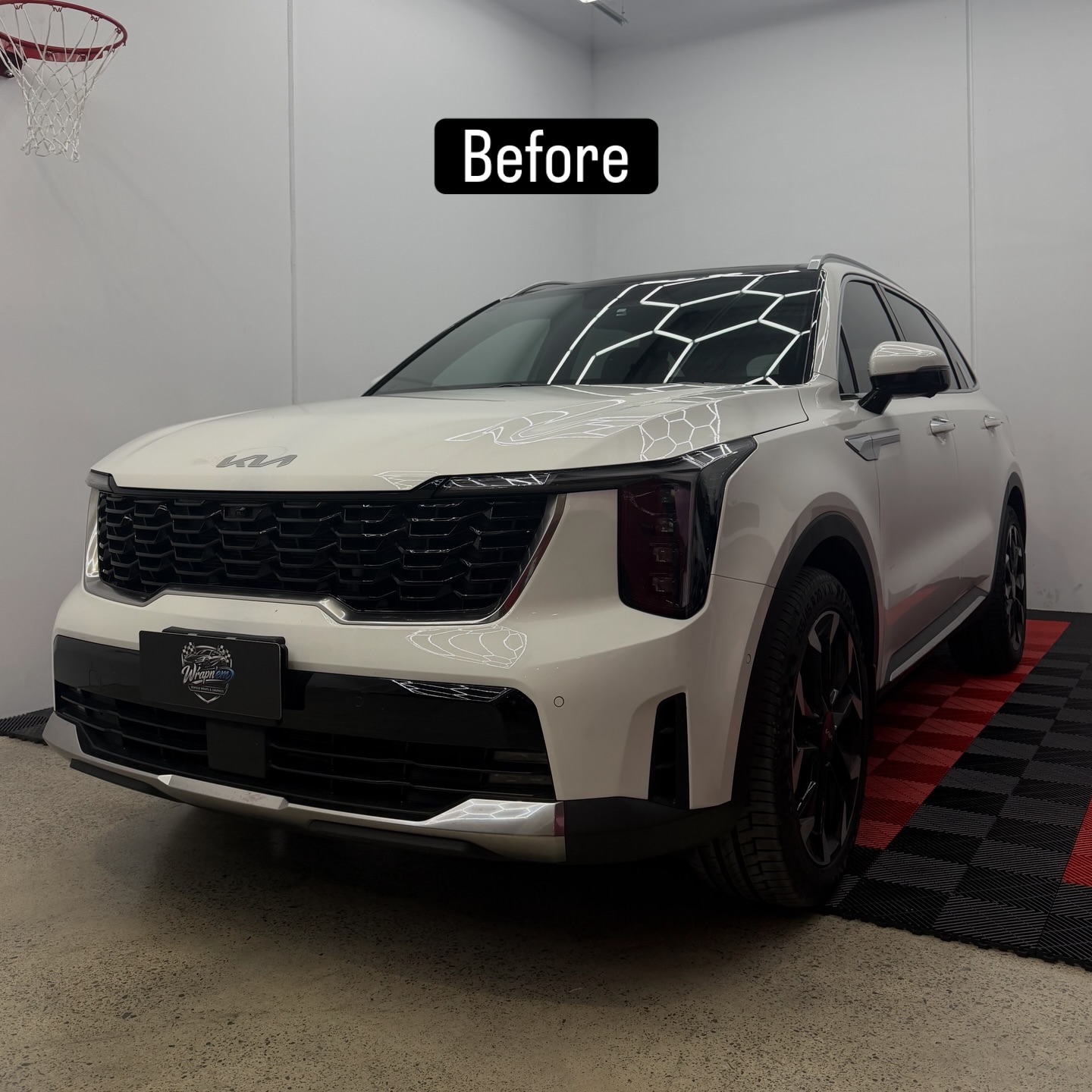 2026 Kia Sorento wrapped in Gloss Obsidian Black, shot 9