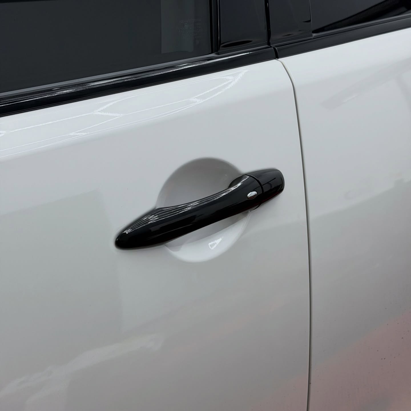 2025 Nissan Patrol Ti-L wrapped in Gloss Obsidian Black, shot 6