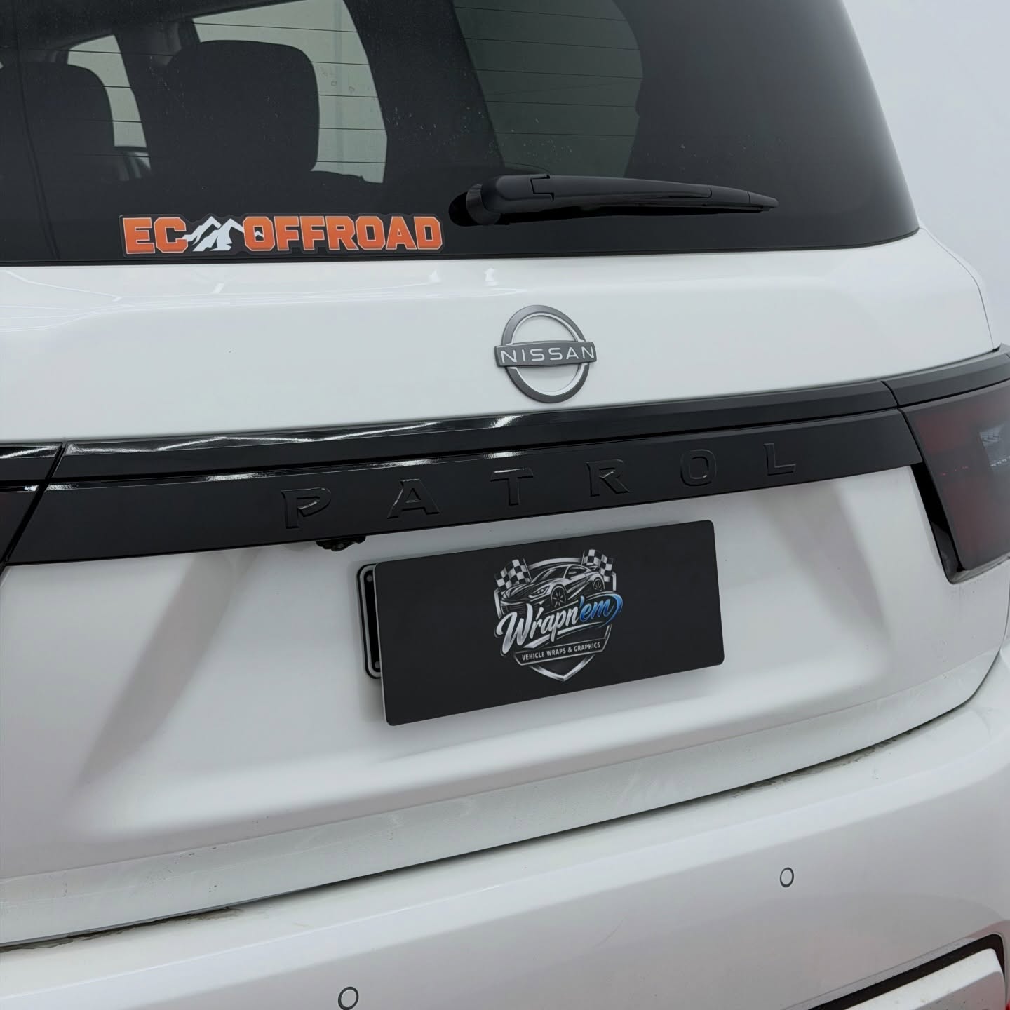 2025 Nissan Patrol Ti-L wrapped in Gloss Obsidian Black, shot 8