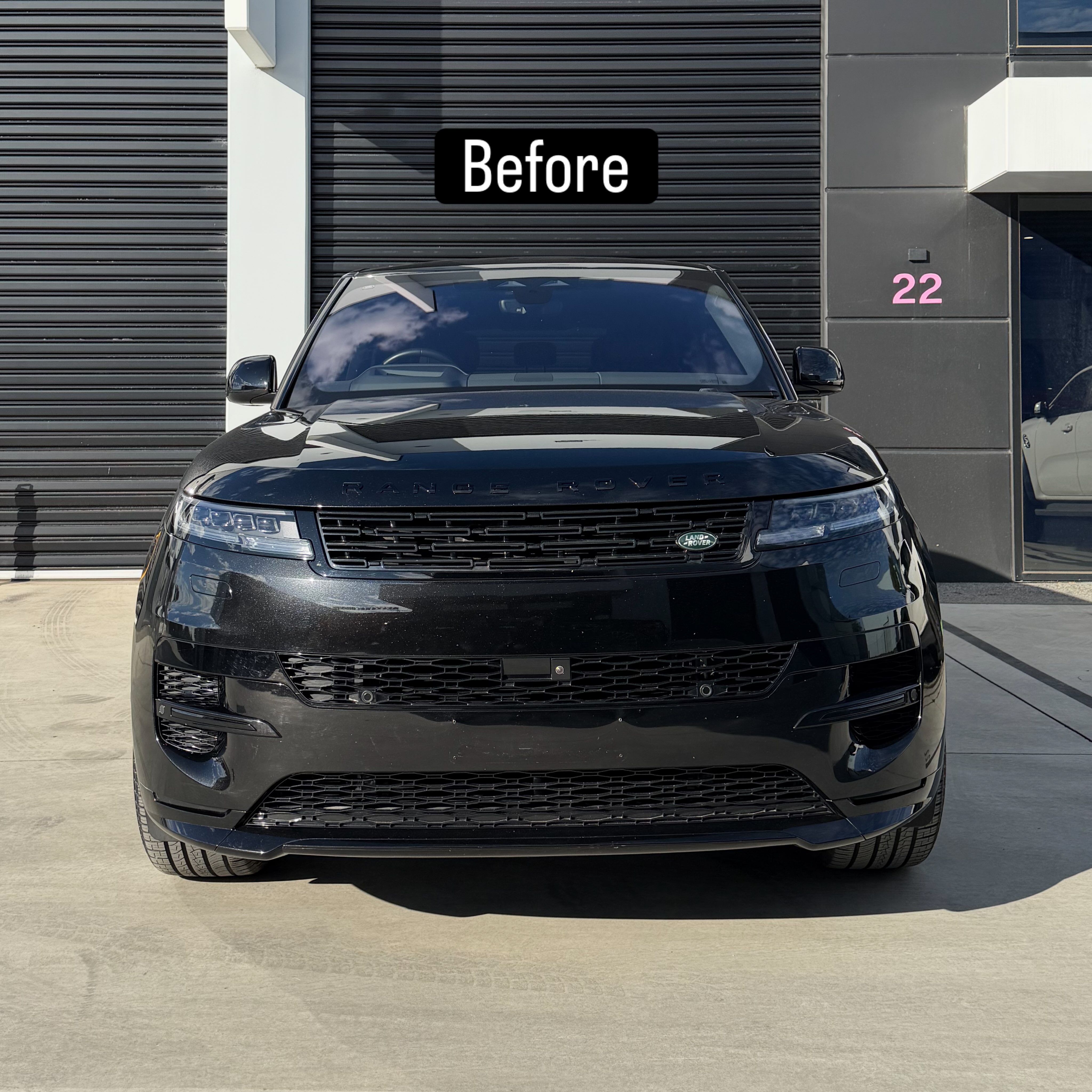 Range Rover Sport in Satin Gun Metal Metallic - Avery Dennison, shot 9 of 10